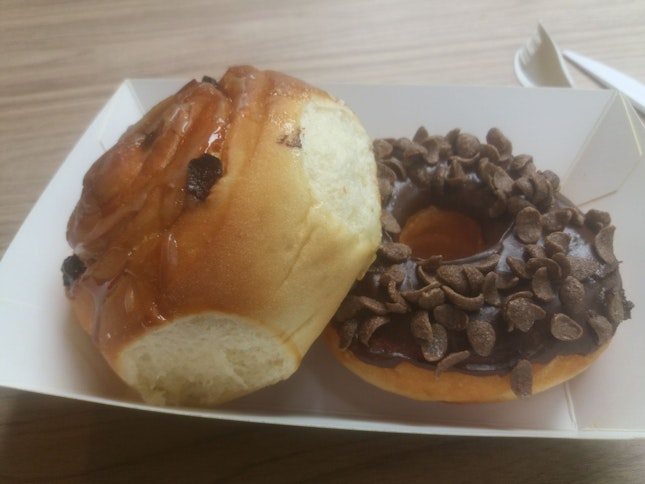 Cinnamon Bun & Donut