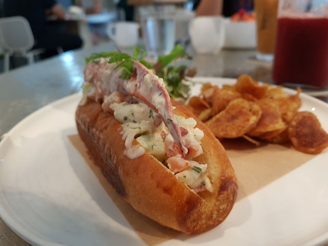 Lobster Roll ($34)