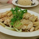 Tian Tian Hainanese chicken rice