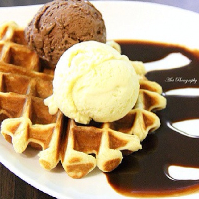 Waffle Ice Cream (Mao Shan Wang Durian Flavour)