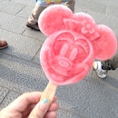 Mini mouse #popsicle #tokyodisneysea #foodie