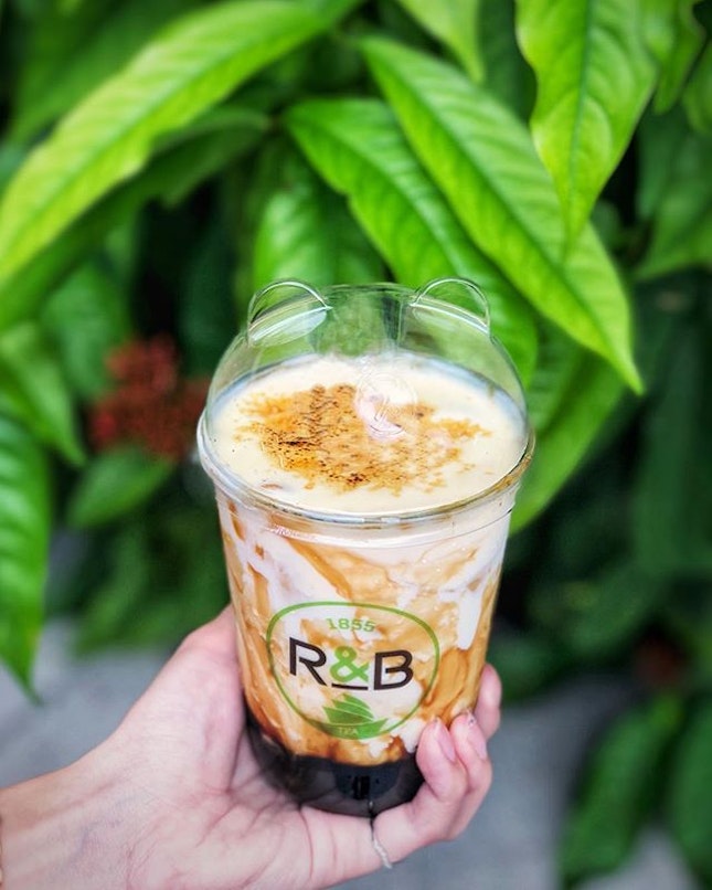 #Mondayblues be gone with a cup of sweet treat from @rbteasg!
