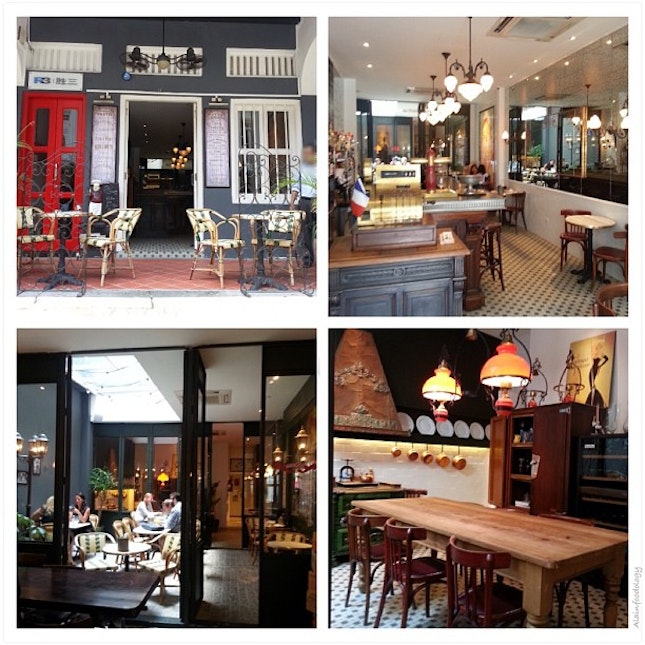The charming Café Gavroche