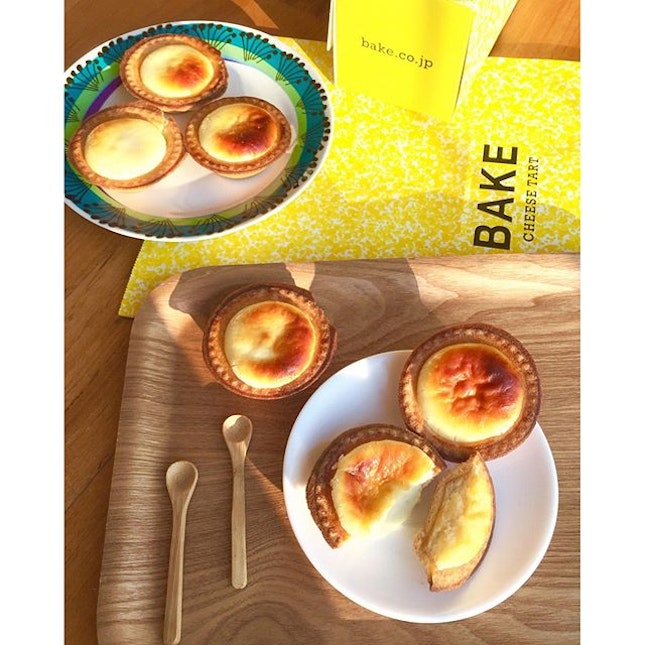 My breakfast today is better than yours 😁 A reunion with BAKE Cheese Tarts in the comforts of home

#hungrygowhere#igfood#sgfood#foodporn#igsg#sgig#singapore#sgfoodporn#instafood#instasg#follow#8dayseat#instapic#igers#igdaily#followme#foodspotting#vscofood#sgfoodlover#pinterest#eat#breakfast#iger#foodsg#vscocam#whati8today#foodstagram#vsco#exploresingapore#burpple