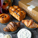Breakfast with Rosemead Bakery Signature Box, consist of 5 freshly baked without any preservatives. 