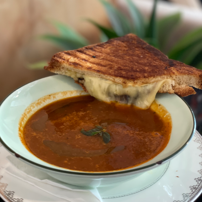 good grilled cheese, not so good soup