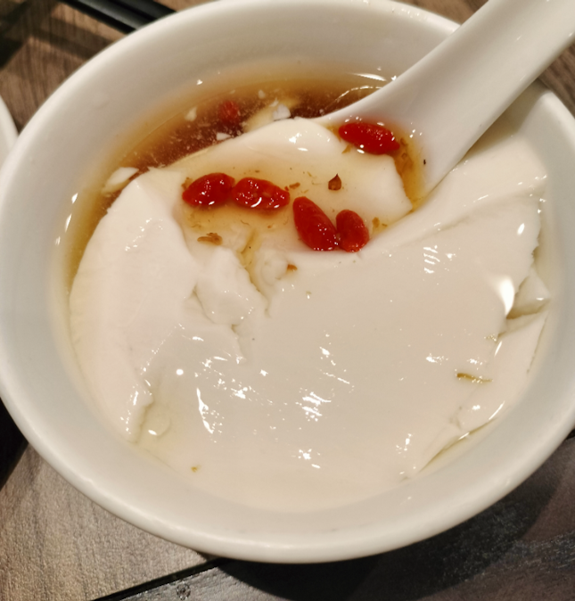 Beancurd with osthmantus 