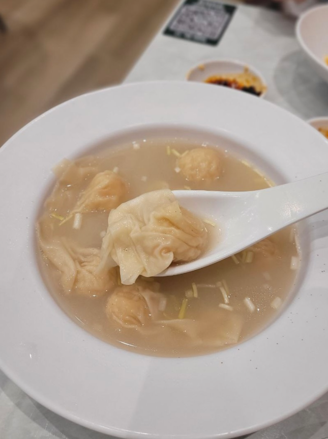 Wantons with Shrimp Roe in Fish Soup | $9.50