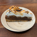 S’more Brownie Pie 🥧 🤤