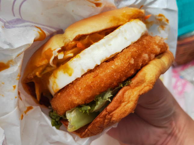 Laksa Delight Prawn Burger