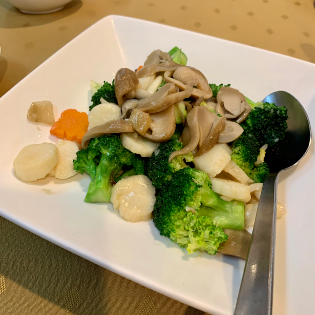 Stir-fried Broccoli with Scallop