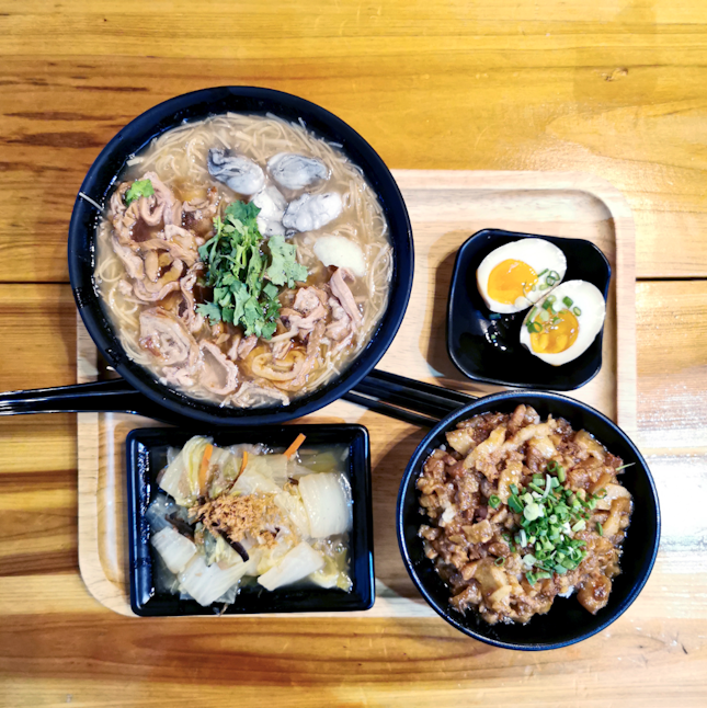 Braised Pork Rice / Intestine Mee Sua