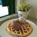 Double dessert day makes today doubly sweet :) ice cream was good but the waffles was terribly undercooked,what a bummer.