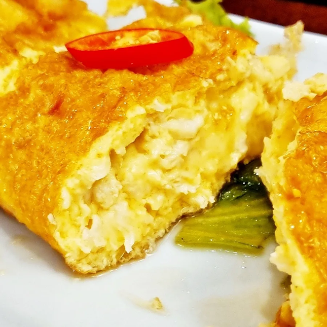 Omelette Crab Bomb With Cheese (SGD $24.80) @ Fook Kin.