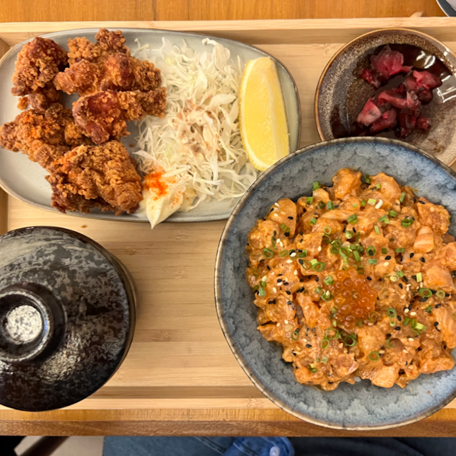 Spicy Salmon Don (Set Lunch)