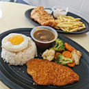 Schnitzel with Curry Rice 