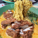 Chicken cutlet curry noodle 