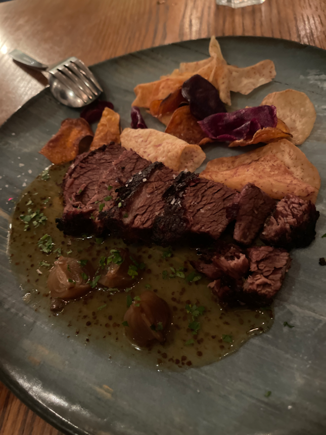 Beef ribs with root vege chips