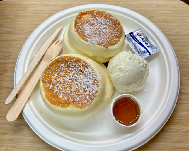 Soufflé Pancake  $9.80