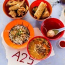 First meal in #Ipoh and we stuffed our faces at the renowned Big Tree Foot (Dai Shu Geok) Yong Tau Foo at Pasir Pinji.