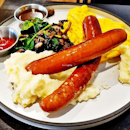 Bangers & Mash With Scrambled Eggs (SGD $23) @ Twenty Eight Cafe