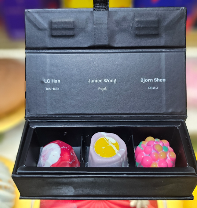 [NEW] Limited Edition Chefs Uncut Chocolate Bonbons