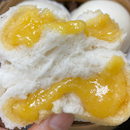 golden egg yolk lava bun ($5.30 for 3)