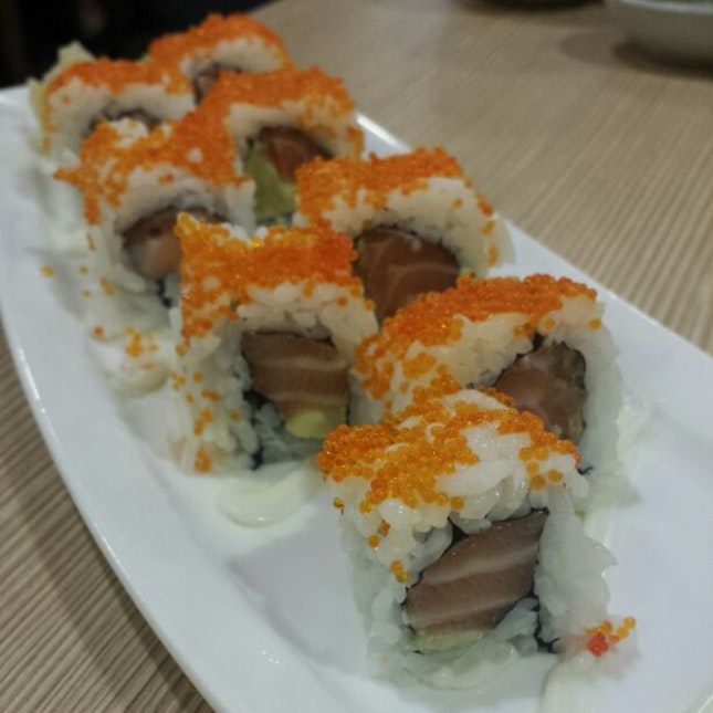 Salmon And Avocado Roll