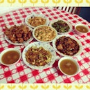 OMG FEAST AT @ongjeremy88 's HOUSE!!
