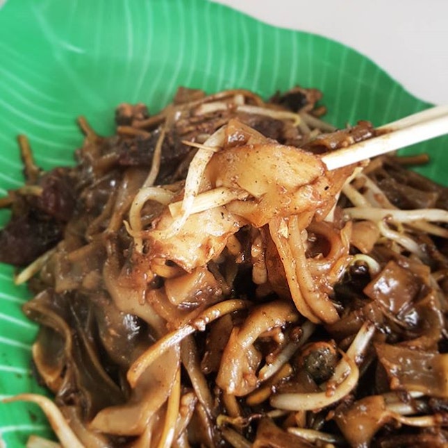 It's a very rare once-a-year phenomenon when you can catch me actually eating Char Kway Teow.