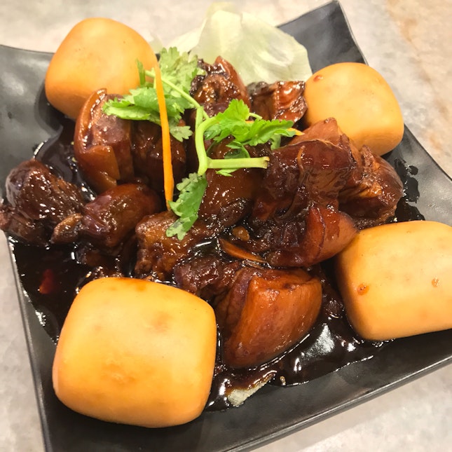 Hangzhou Dong Po Rou (Braised Pork Belly)