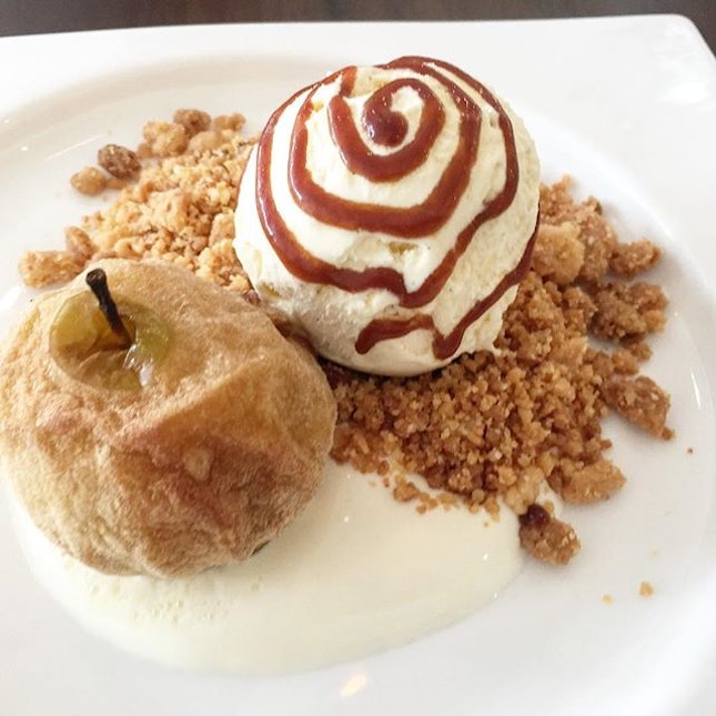Plated desert - deconstructed apple crumble .