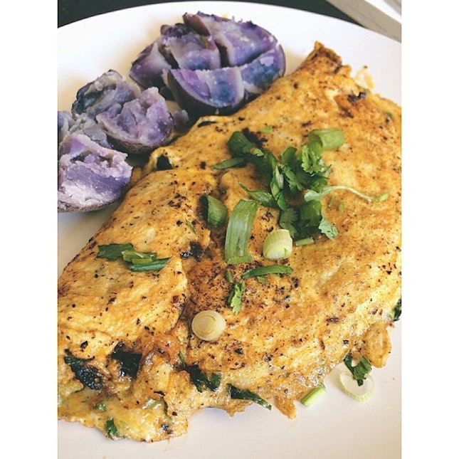 #gf made me #breakfast , #purple #potatoes #omelette #egg #yum #food #foodie #foodporn #foodslut #foodstagram #instafood #foodphotography #homemade #love
