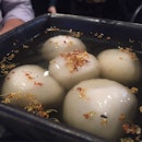 Tang Yuan In Osmanthus Soup