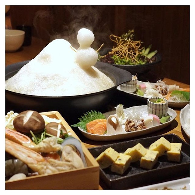 Warming up this Friday thinking about @fujisobasingapore’s Ice Hot Pot ($28++ per person, with a minimum of 2 pax).