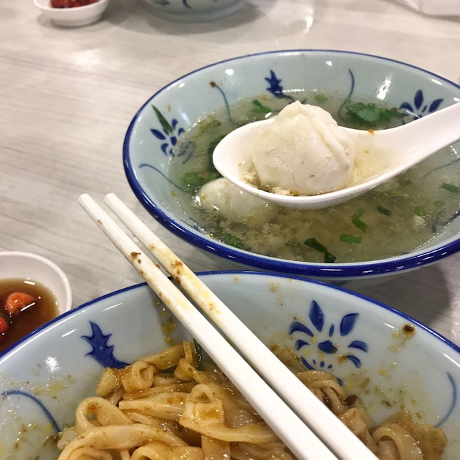 Handmade Teochew Fishball Noodles Dry