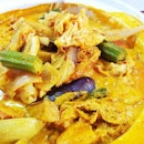 Curry fish head.