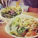 I love Caesar salad!(: #salad #healthy #greens #yummy #love #foodporn #foodpornasia #saladstop #caesarsalad #onthetable #instavsco #latergram #foodphotography #foodpic