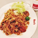 Ma favorite Asian food, Stir Fried Beef Horfun 🍴 #sgfood