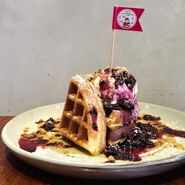 Mixed Berries Compote Buttermilk Waffles