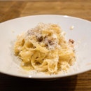 I wasn’t expecting to be wowed by carbonara since it is a simple dish but wow, this is really good.