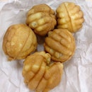 Custard and red bean walnut pastries from #hodolocosg !