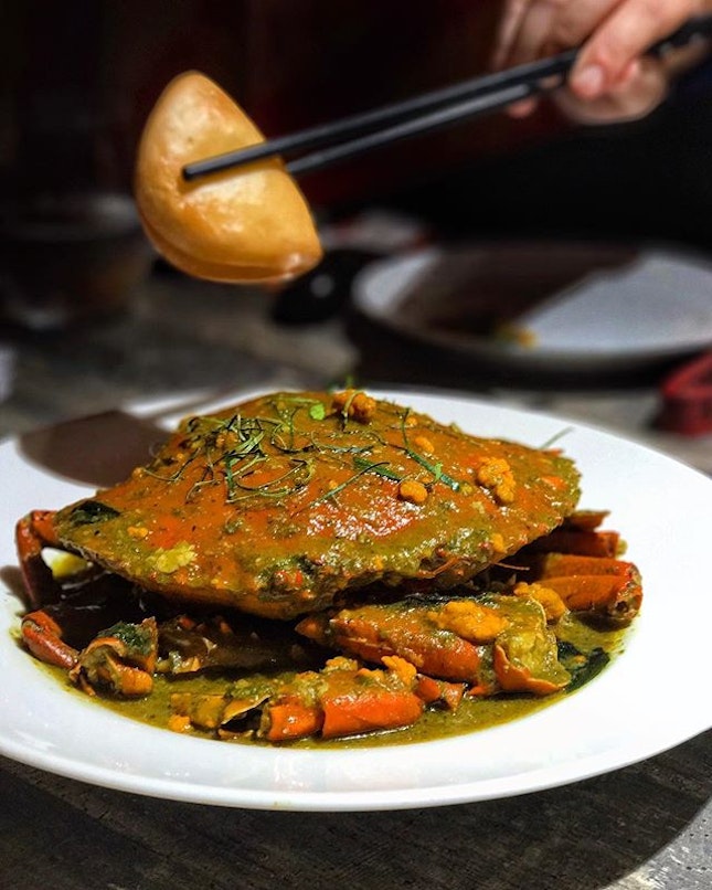 Green Chilli Crab —$9/100g
Yes, because RED chilli is too mainstream.