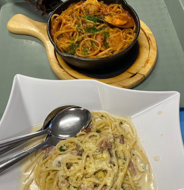 Carbonara And Seafood Spaghetti