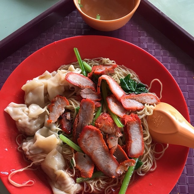 Wanton mee #sgeats #followme #foodblogger #singaporefood #delicious #yummy #foodgasm #foodstamping #sgfood #foodoftheday #foodporn #burpple #foodspotting #fatdieme #foodgasm #instafood #openricesg #justeat #foodphotography #8dayseatout #instasg #umakemehungry #lifeisdeliciousinsg #foodblogs #nomnomnom