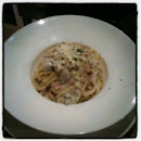 Large plate #carbonara for HAPPY FRIDAY TEA