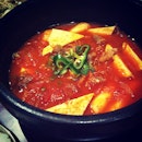 Kimchi chiggae that taste much like our 'Suen choi' /sour vegetable...