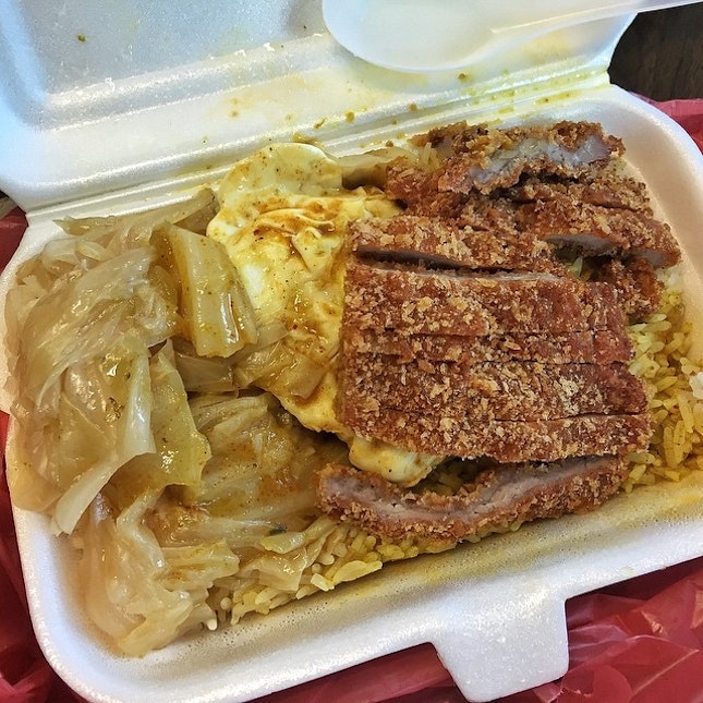 Hainanese Curry Rice set ($2.50!!!) from Hock Gooi Hainanese Curry Rice@Golden Shoe Food Centre.