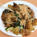 The Rojak So Many Queue For