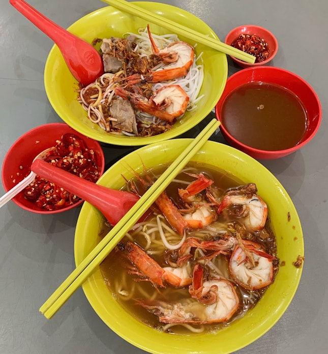 Prawn Noodles That Is Singularly Potent In Prawn Flavour.